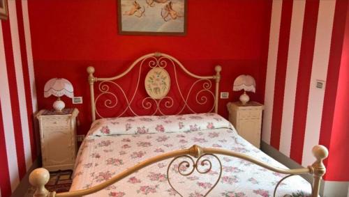 Twin Room with Private Bathroom