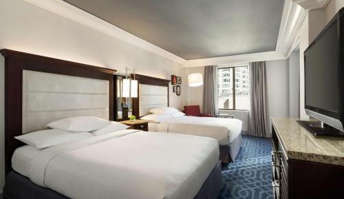 Deluxe Double Room with Two Double Beds - City View