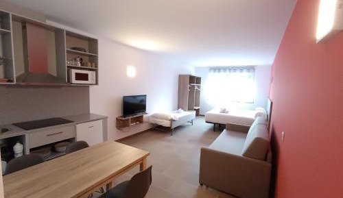 Studio Apartment