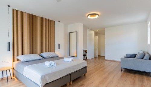 Deluxe Double Room with Balcony and Sea View
