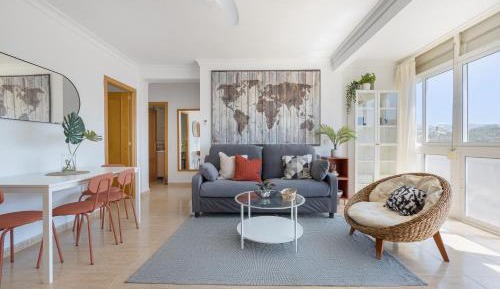 Three-Bedroom Deluxe Apartment