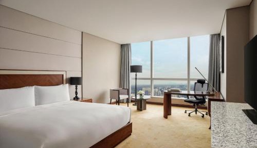 Classic King Room - Lounge Access