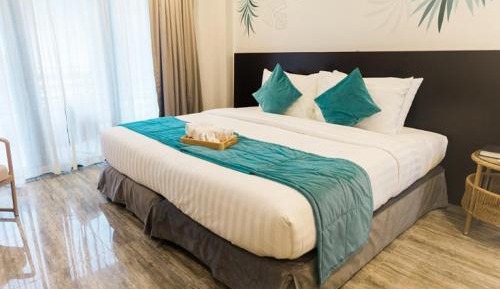 Deluxe Double or Twin Room with Balcony
