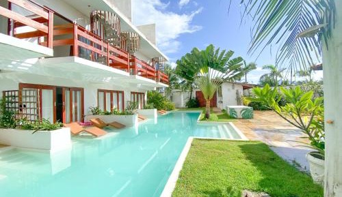 Suite with Pool View