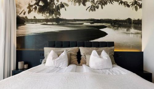 Twin Room with Balcony