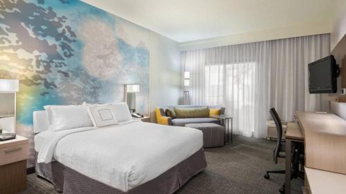 King Room with Sofa Bed