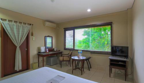Deluxe Hill View with Free Airport Transfer