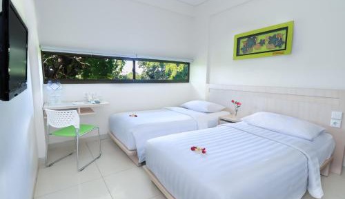 Cozy Twin Room with Breakfast