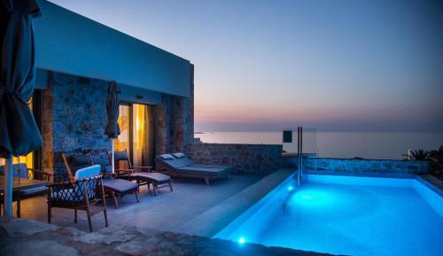 Sunctuary Suite with Sea View and Private Pool