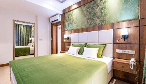 Two-Bedroom Suite