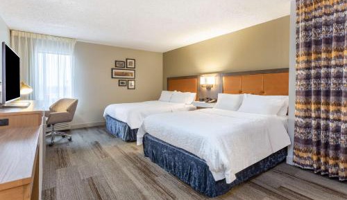 Room with Two Queen Beds - Non-Smoking