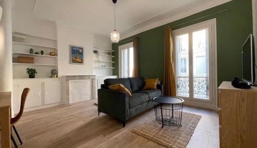 One-Bedroom Apartment