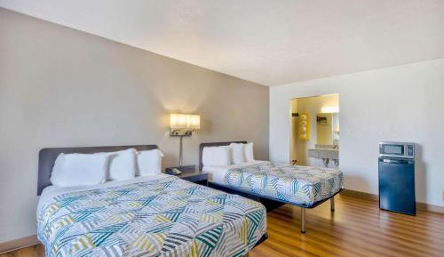 Deluxe Quadruple Room - Non-Smoking