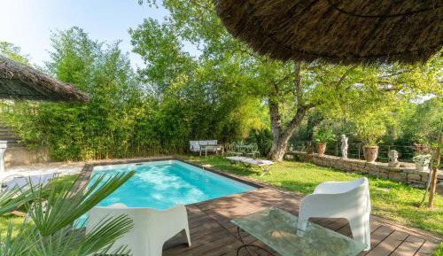 Villa with Garden View