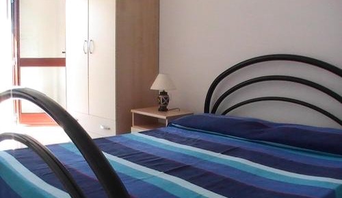One-Bedroom Apartment with Balcony