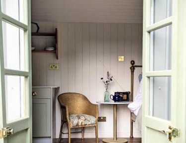 One-Bedroom Chalet