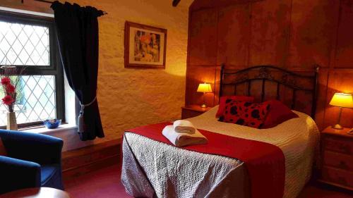Deluxe Double Room with Shower