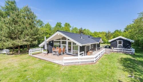 Two-Bedroom Holiday Home