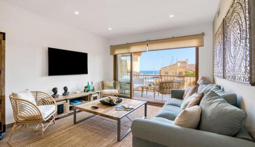 Three-Bedroom Superior Apartment