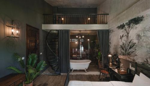 Duplex Quadruple Room