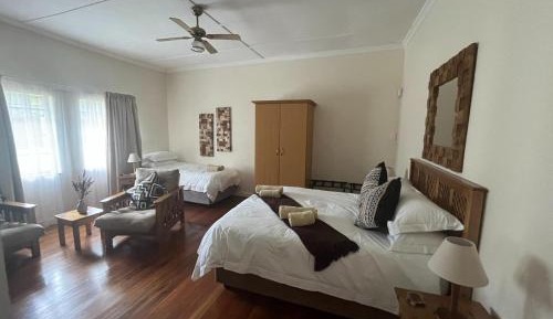 Deluxe Family Room
