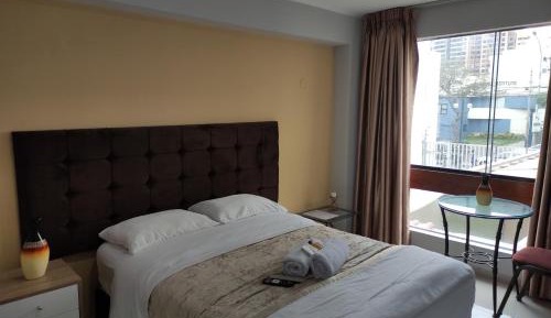 Standard Queen Room