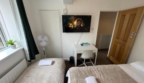 Double Room with Shared Bathroom