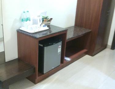 Deluxe Room (2 Adults + 1 Child)