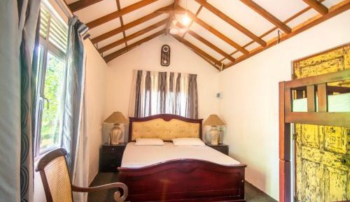 Suite with Lake View