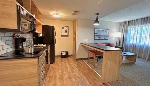 King Studio Suite