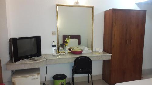 Single Room with Bathroom