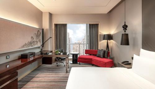 Club Room, Club level, 1 King, City view
