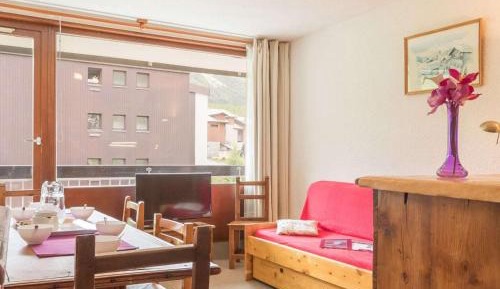 Apartment (6 Adults)