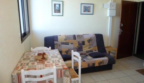 Apartment (6 Adults)