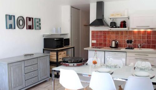 Apartment (4 Adults)