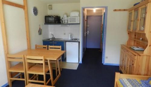 Apartment (4 Adults)