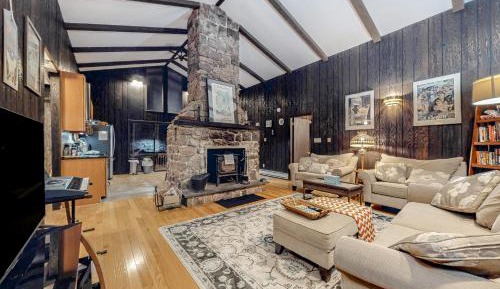 Six-Bedroom House
