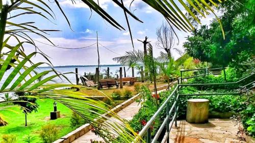 Deluxe Double or Twin Room with River View