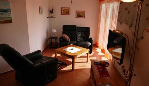 One-Bedroom Apartment with Terrace