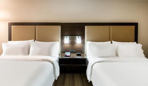 Standard Room with Two Queen Beds