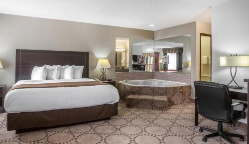 Superior King Suite - Non Smoking