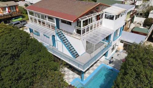 Eight-Bedroom House