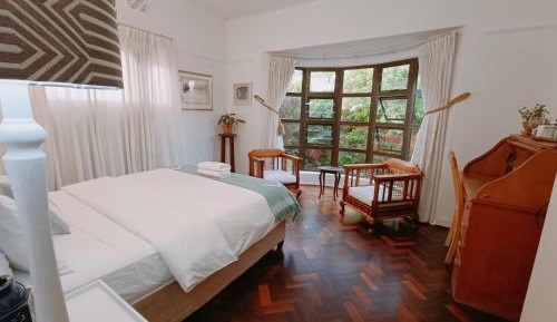 Queen Room