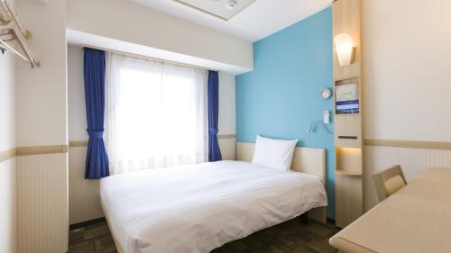 Standard Single Room - Smoking