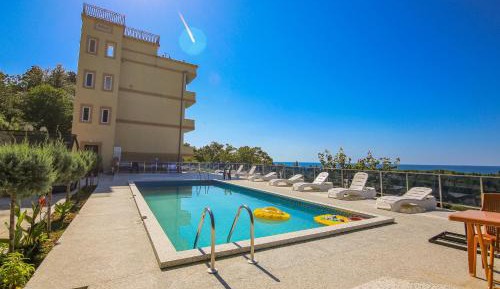 Studio Apartment with Sea View