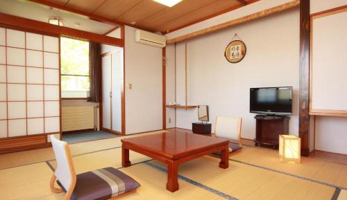 Economy Japanese-Style Room with Private Bathroom -Annex