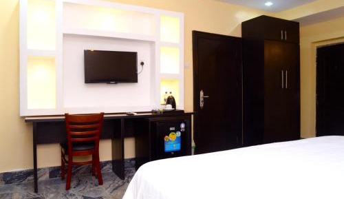Standard King Room