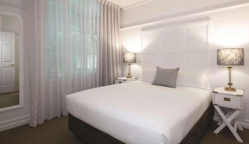 Premier One-Bedroom Apartment