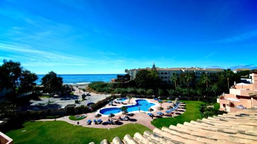 Three-Bedroom Apartment - Penthouse with Sea Views