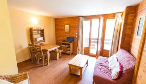 Apartment (4 Adults)